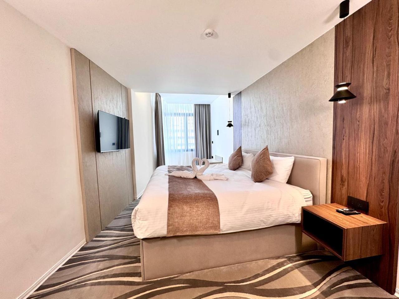 New Merryland Hotel Амман Экстерьер фото