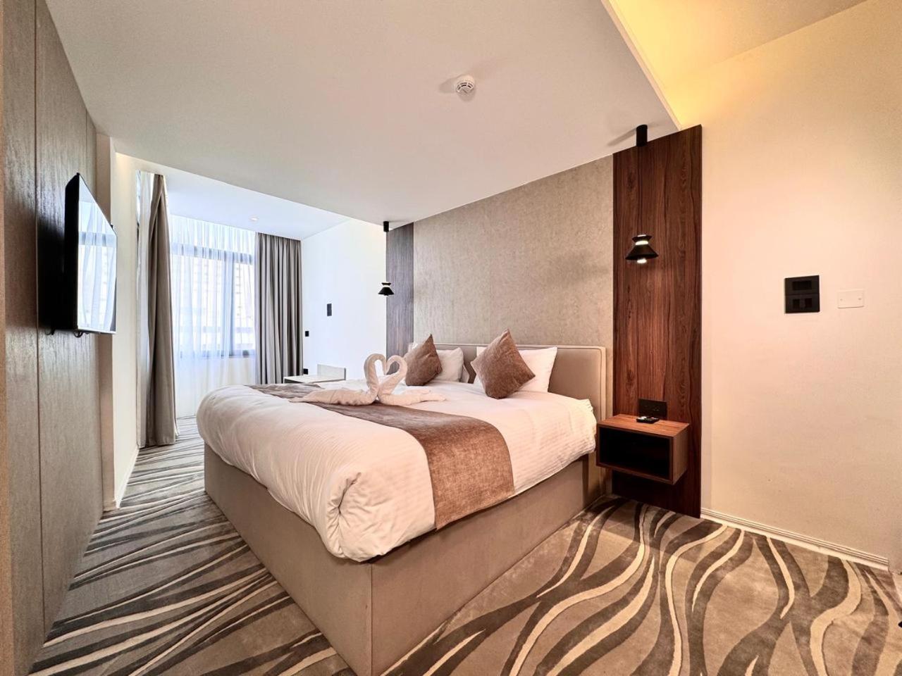 New Merryland Hotel Амман Экстерьер фото