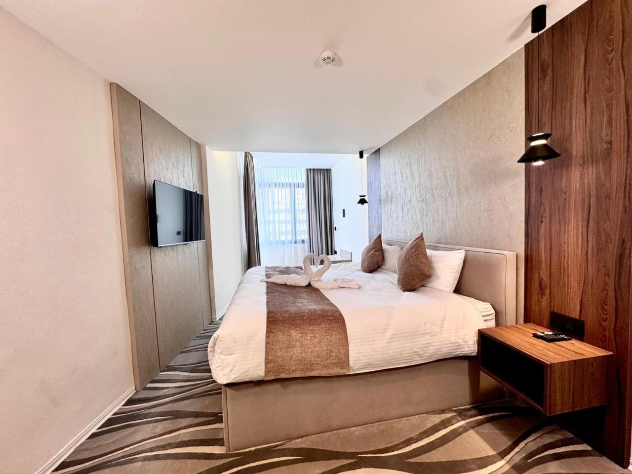 New Merryland Hotel Амман Экстерьер фото