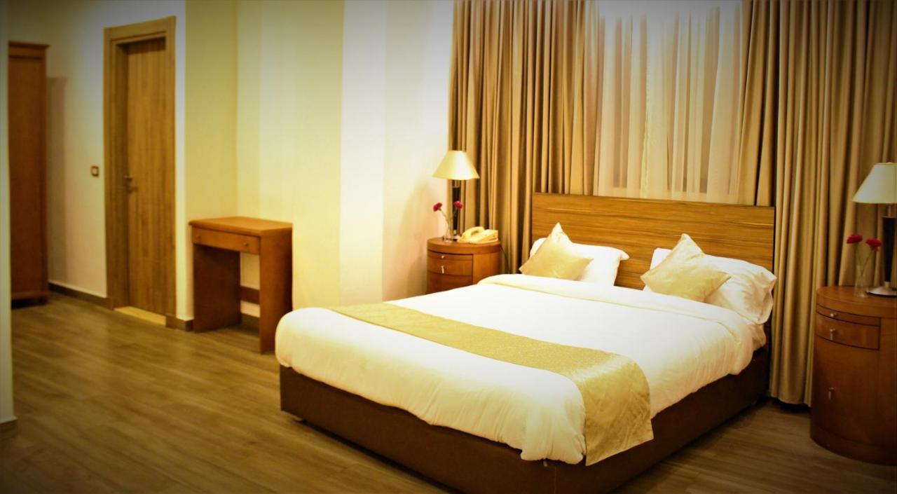 New Merryland Hotel Амман Экстерьер фото